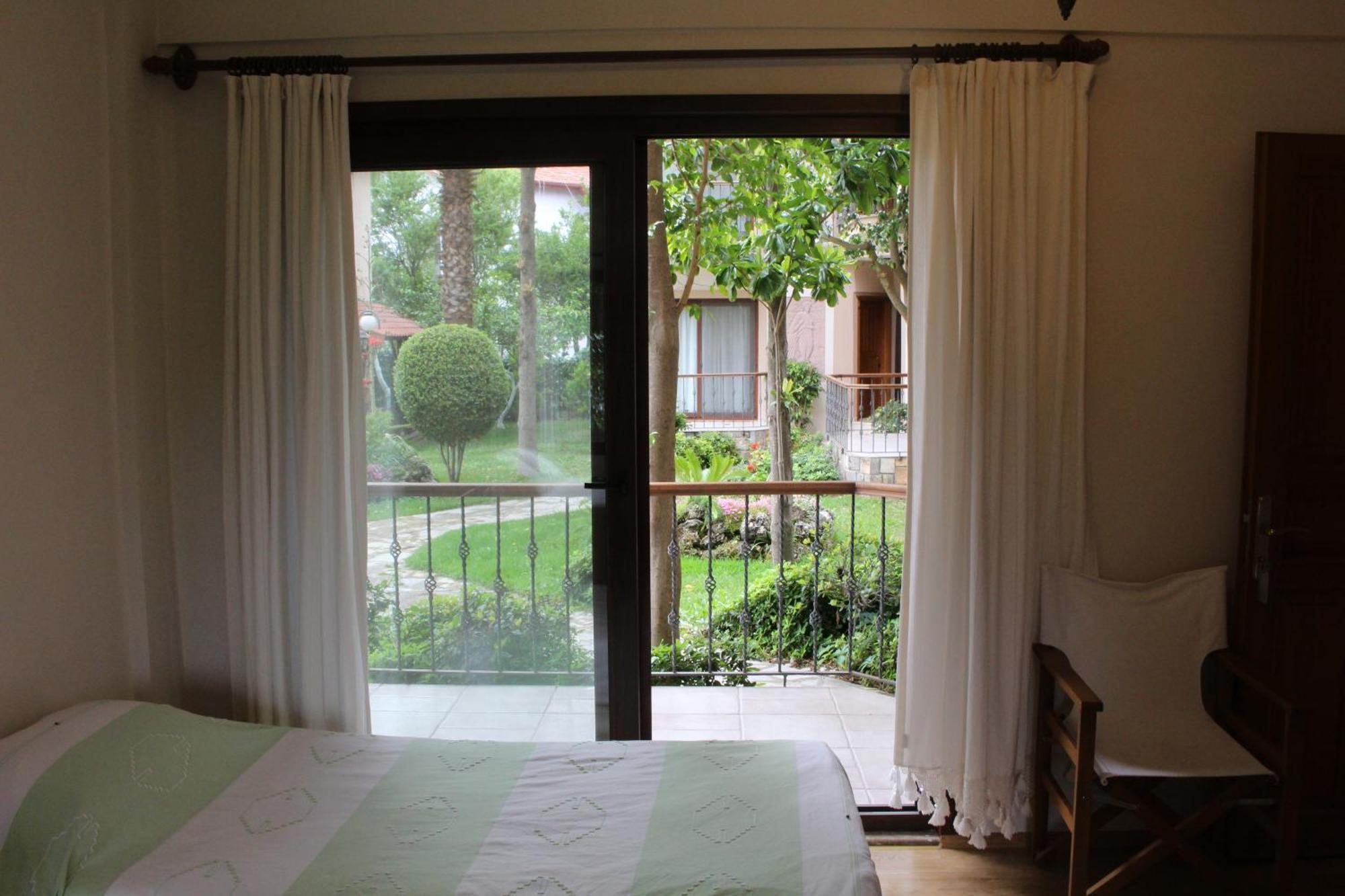 Nirvana Hotel Гёчек Номер фото